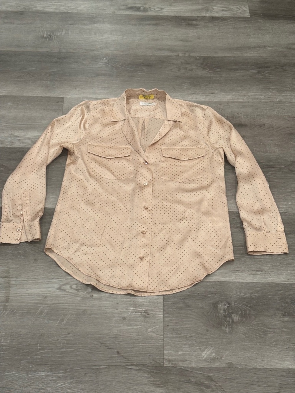 Equipment Femme 100% Silk Blouse Blush Pink Polka Dot Womens XS Quiet Luxury